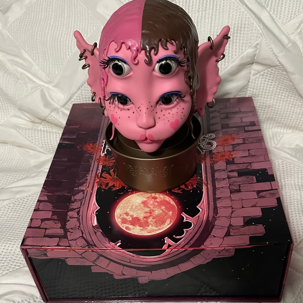Melanie Martinez Portals Perfume head sculpture